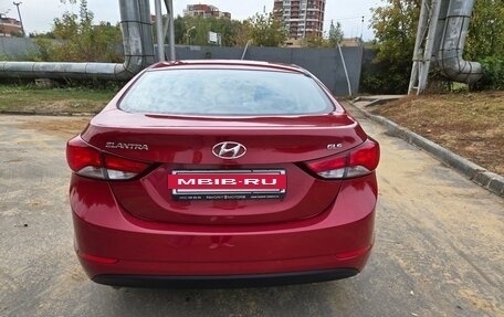 Hyundai Elantra V, 2015 год, 1 300 000 рублей, 21 фотография