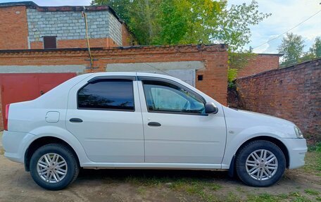 Renault Logan I, 2015 год, 750 000 рублей, 10 фотография