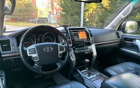 Toyota Land Cruiser 200, 2012 год, 5 500 000 рублей, 8 фотография