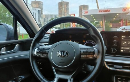 KIA K5, 2021 год, 1 799 000 рублей, 12 фотография