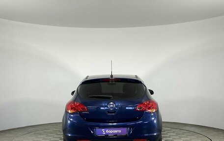 Opel Astra J, 2011 год, 940 000 рублей, 7 фотография