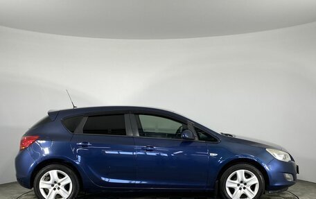 Opel Astra J, 2011 год, 940 000 рублей, 10 фотография