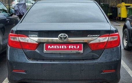 Toyota Camry, 2012 год, 1 700 000 рублей, 2 фотография