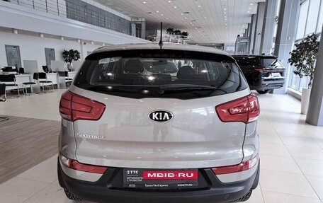 KIA Sportage III, 2015 год, 1 600 000 рублей, 6 фотография