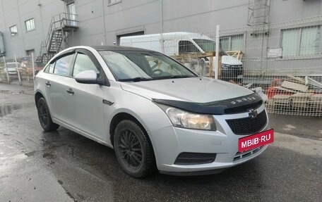 Chevrolet Cruze II, 2010 год, 599 000 рублей, 2 фотография