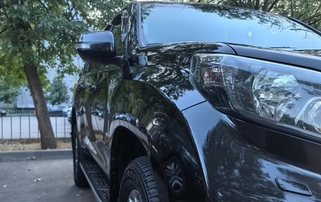 Toyota Land Cruiser Prado 150 рестайлинг 2, 2017 год, 5 500 000 рублей, 1 фотография