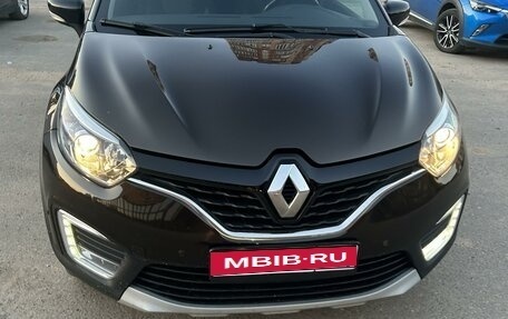 Renault Kaptur I рестайлинг, 2017 год, 1 500 000 рублей, 1 фотография