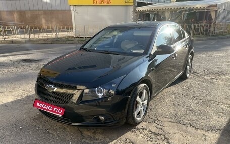 Chevrolet Cruze II, 2009 год, 690 000 рублей, 3 фотография