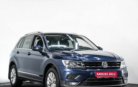 Volkswagen Tiguan II, 2017 год, 2 430 000 рублей, 3 фотография