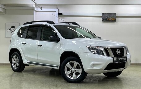 Nissan Terrano III, 2018 год, 1 299 000 рублей, 3 фотография