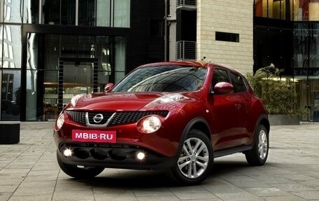 Nissan Juke II, 2011 год, 1 000 000 рублей, 1 фотография