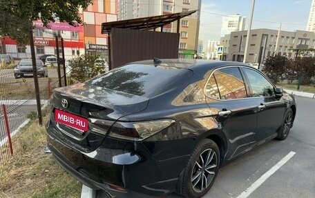 Toyota Camry, 2019 год, 3 000 000 рублей, 4 фотография