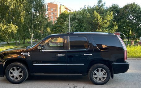 Cadillac Escalade III, 2010 год, 5 700 000 рублей, 3 фотография