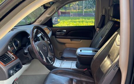 Cadillac Escalade III, 2010 год, 5 700 000 рублей, 16 фотография