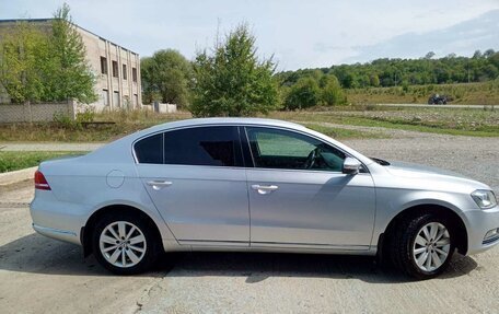 Volkswagen Passat B7, 2011 год, 1 300 000 рублей, 2 фотография