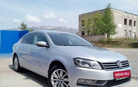 Volkswagen Passat B7, 2011 год, 1 300 000 рублей, 5 фотография