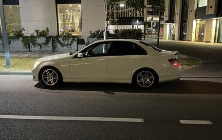 Mercedes-Benz C-Класс, 2010 год, 1 100 000 рублей, 4 фотография