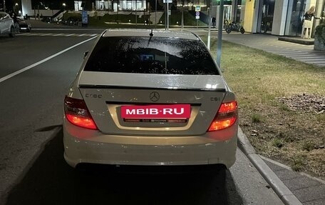 Mercedes-Benz C-Класс, 2010 год, 1 100 000 рублей, 6 фотография