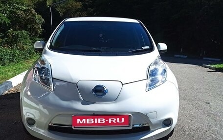 Nissan Leaf I, 2014 год, 750 000 рублей, 7 фотография