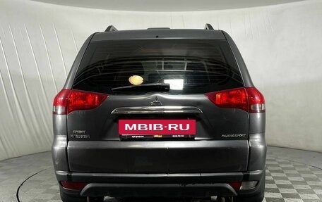 Mitsubishi Pajero Sport II рестайлинг, 2013 год, 1 599 000 рублей, 6 фотография