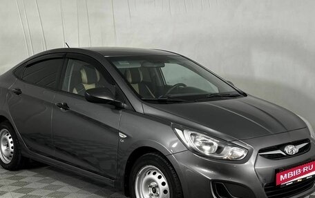 Hyundai Solaris II рестайлинг, 2014 год, 925 000 рублей, 3 фотография