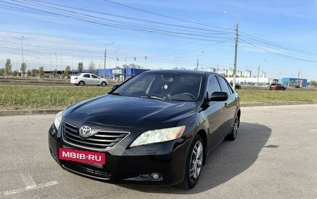 Toyota Camry, 2007 год, 1 089 000 рублей, 2 фотография