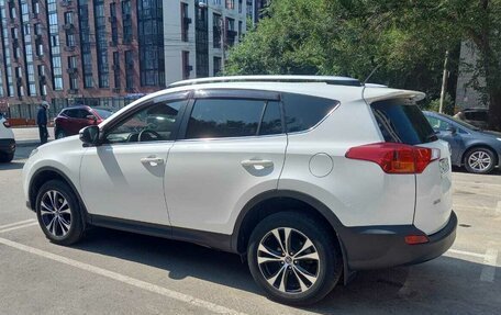 Toyota RAV4, 2015 год, 8 фотография