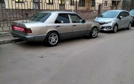 Mercedes-Benz W124, 1989 год, 200 000 рублей, 12 фотография