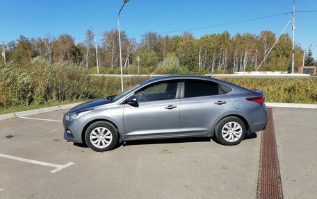 Hyundai Solaris II рестайлинг, 2017 год, 1 380 000 рублей, 2 фотография