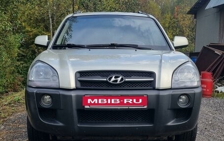 Hyundai Tucson III, 2007 год, 900 000 рублей, 6 фотография