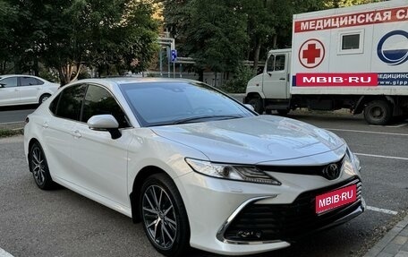 Toyota Camry, 2021 год, 4 200 000 рублей, 1 фотография