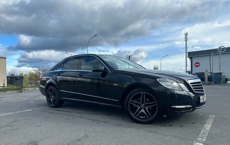 Mercedes-Benz E-Класс, 2010 год, 1 400 000 рублей, 5 фотография