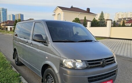 Volkswagen Caravelle T5, 2013 год, 1 999 999 рублей, 6 фотография