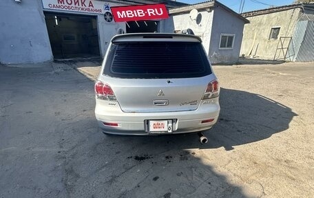 Mitsubishi Outlander III рестайлинг 3, 2004 год, 750 000 рублей, 7 фотография