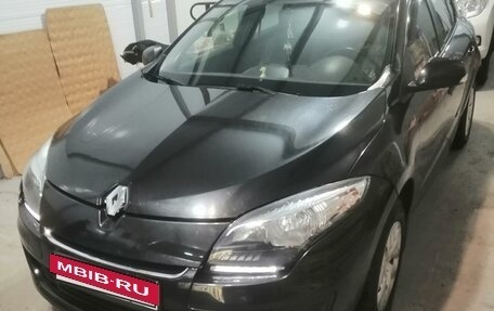 Renault Megane III, 2013 год, 850 000 рублей, 3 фотография