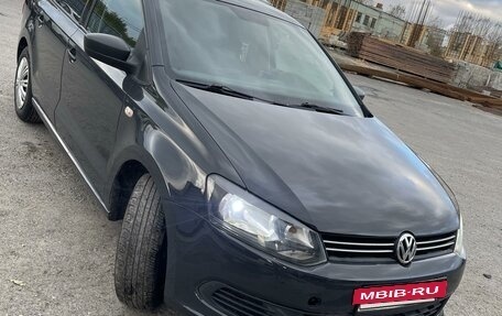 Volkswagen Polo VI (EU Market), 2013 год, 720 000 рублей, 2 фотография