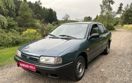 Nissan Primera II рестайлинг, 1993 год, 150 000 рублей, 4 фотография