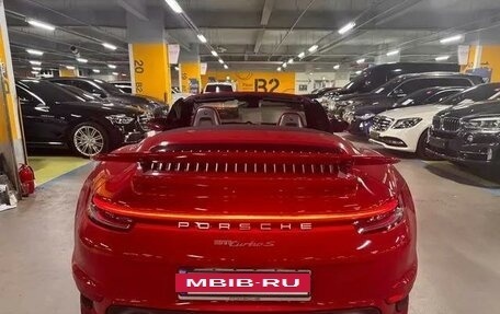 Porsche 911, 2021 год, 21 325 000 рублей, 3 фотография