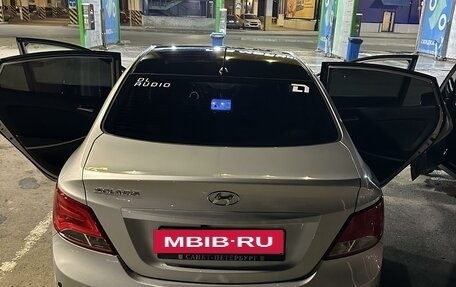 Hyundai Solaris II рестайлинг, 2016 год, 1 330 000 рублей, 24 фотография