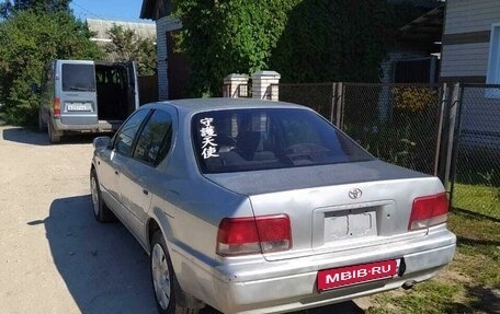 Toyota Camry V40, 1995 год, 300 000 рублей, 2 фотография