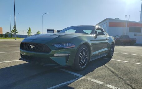 Ford Mustang VI рестайлинг, 2022 год, 5 400 000 рублей, 2 фотография