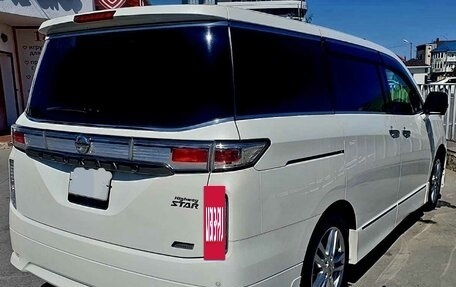 Nissan Elgrand III, 2012 год, 1 800 000 рублей, 2 фотография