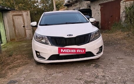 KIA Rio III рестайлинг, 2012 год, 750 000 рублей, 2 фотография