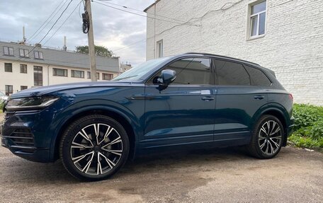 Volkswagen Touareg III, 2018 год, 4 950 000 рублей, 4 фотография