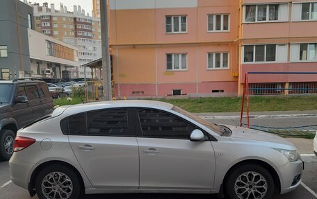 Chevrolet Cruze II, 2012 год, 700 000 рублей, 4 фотография