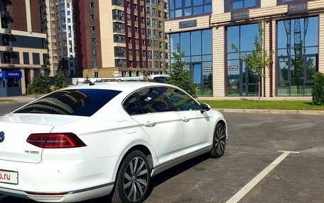 Volkswagen Passat B8 рестайлинг, 2015 год, 2 100 000 рублей, 2 фотография