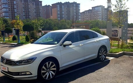 Volkswagen Passat B8 рестайлинг, 2015 год, 2 100 000 рублей, 3 фотография