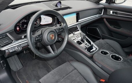 Porsche Panamera II рестайлинг, 2023 год, 16 300 000 рублей, 10 фотография