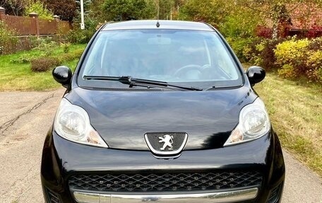 Peugeot 107 I рестайлинг, 2011 год, 595 000 рублей, 4 фотография