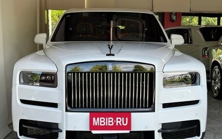 Rolls-Royce Cullinan, 2024 год, 57 000 000 рублей, 2 фотография